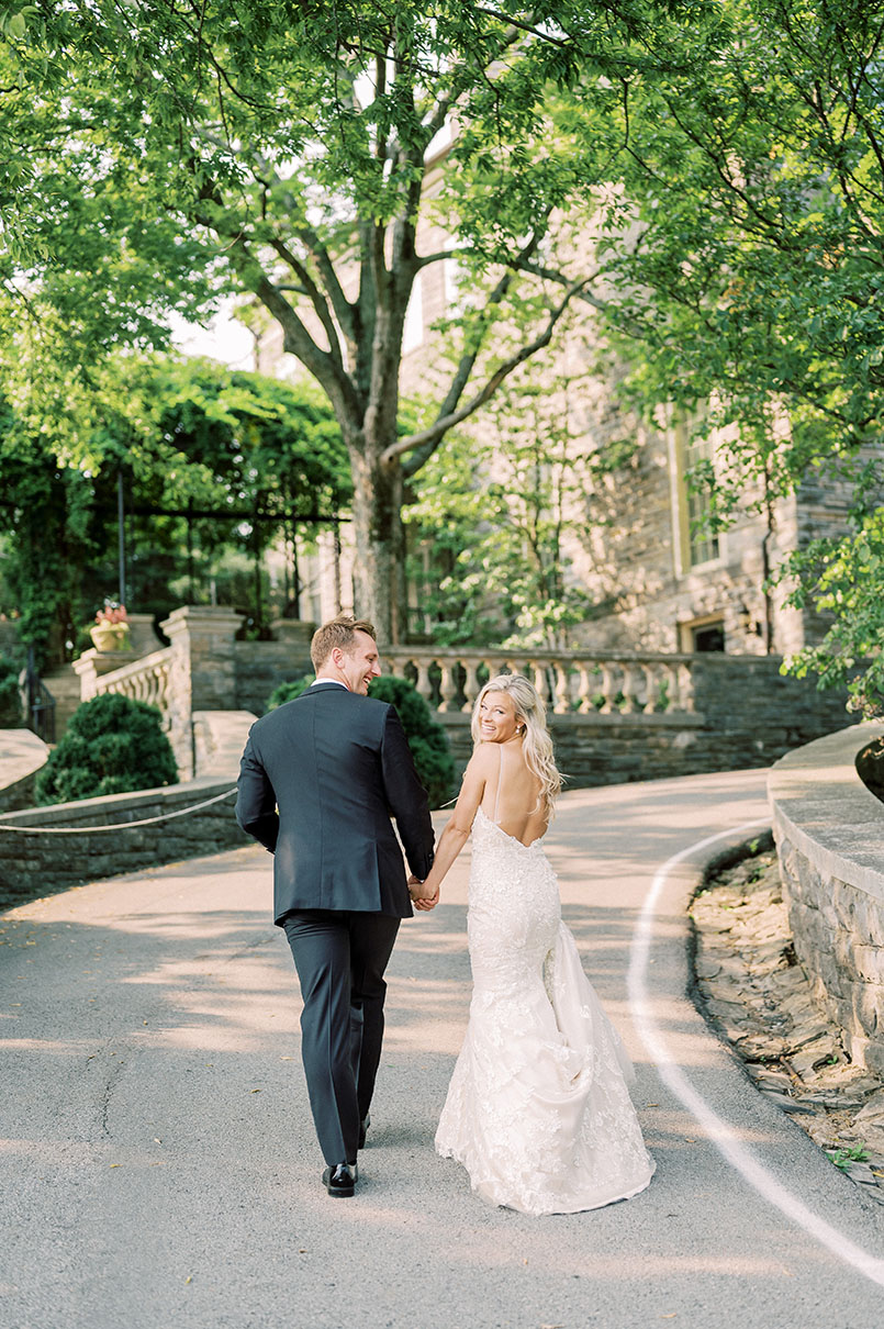 bride and groom portraits at cheekwood