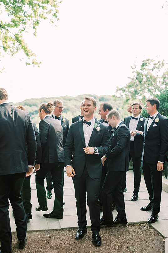 groom portraits with groomsmen