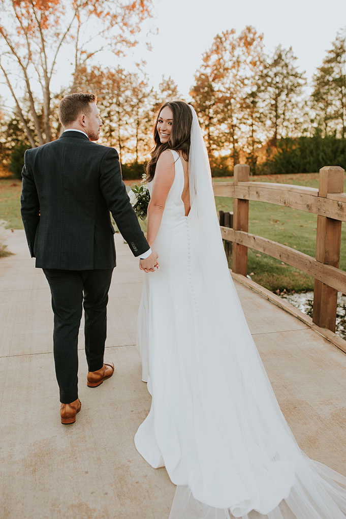 bride and groom at outdoor fall wedding