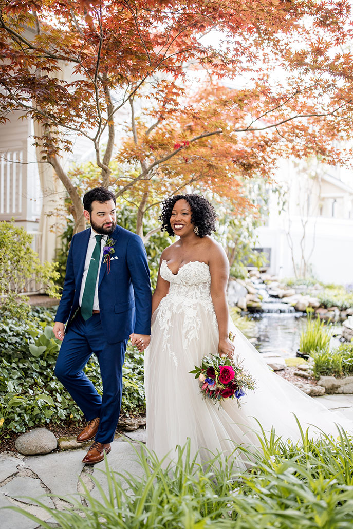 bride and groom portrait at cjs off the square in franklin, tennessee