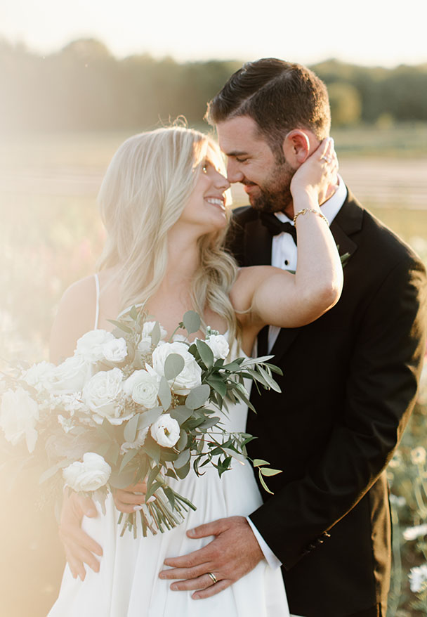 bride and groom sunset wedding photos